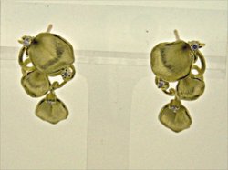 Photo1: K18YG DIA EARRING