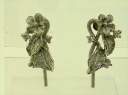 Photo1: K18WG　DIA  EARRING