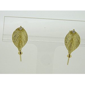 Photo: K18YG DIA EARRING