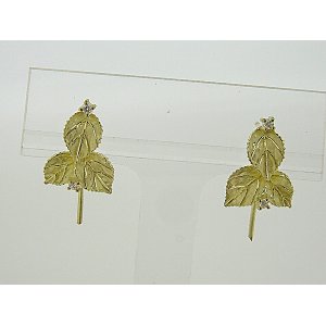 Photo: K18YG DIA EARRING