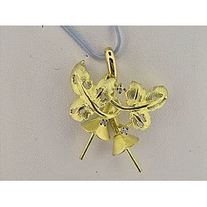 Photo: K18YG DIA PENDANT