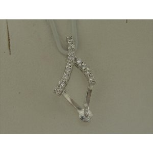 Photo: K18WG DIA PENDANT