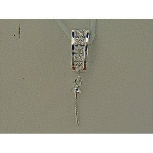 Photo: K18WG DIA PENDANT