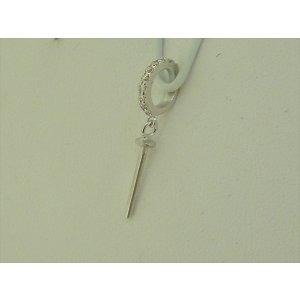 Photo: K18WG DIA PENDANT