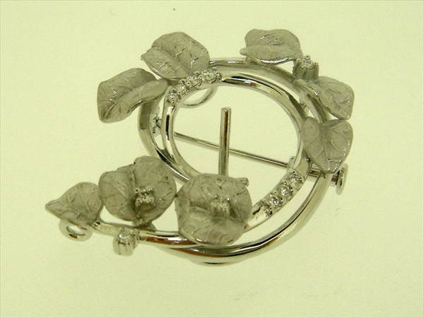 Photo1: K18WG DIA BROOCH