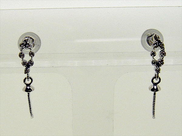 Photo1: K18WG　DIA  EARRING