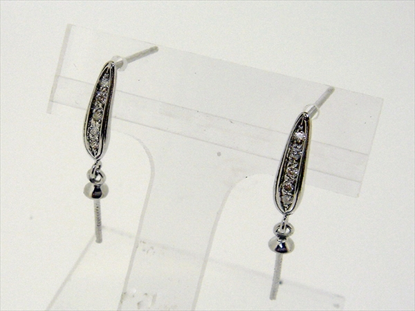 Photo1: K18WG　DIA  EARRING